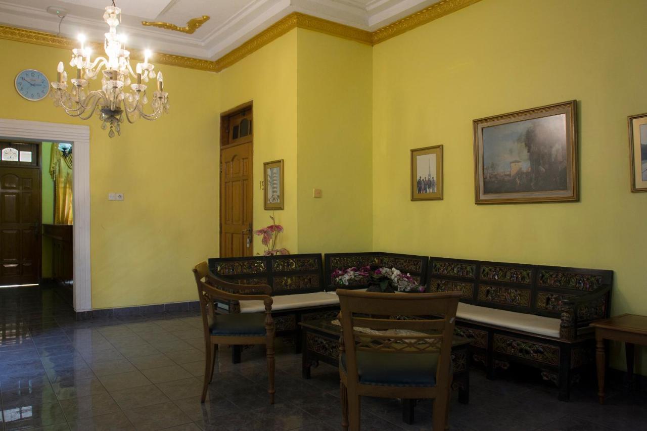 Oyo 392 Hotel Mawar Saron Yogyakarta Eksteriør billede